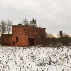 Нежилое кирпичное здание в с. Мелешино